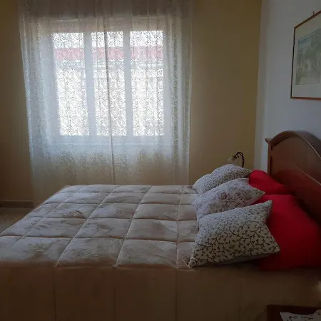 Pitti's House Неаполь